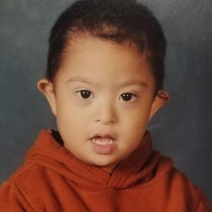 Meet your Posher, Moises